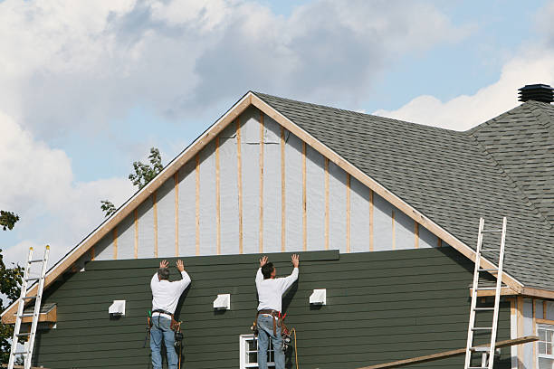 Professional Siding Contractor technician working in Bluemont, VA